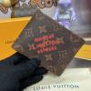 M11716-057　ルイヴィトン LOUISVUITTON 2024年最新入荷 ポルトフォイユ ミュルティプル 二つ折り短財布 ショートウォレット カードポケット モノグラムダスト キャンバス