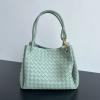 BOV796571QL-aj　ボッテガヴェネタ BOTTEGAVENETA 2024年最新入荷 ラージ パラシュート ショルダーバッグ レディース ホーボーバッグ