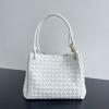 BOV796571BS-aj　ボッテガヴェネタ BOTTEGAVENETA 2024年最新入荷 ラージ パラシュート ショルダーバッグ レディース ホーボーバッグ