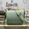 M11593-057　ルイヴィトン LOUISVUITTON 2024年最新入荷 ディストリクト PM NV3 ショルダーバッグ メンズ フラップバッグ モノグラム グラディエント キャンバス