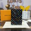 M13414-057　ルイヴィトン LOUISVUITTON 2024年最新入荷 LV TM パスポートカバー クーヴェルテュール パスポール NM モノグラム マルチカラー キャンバス