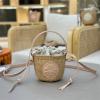 CLE11266BXF-99 クロエ CHLOE 2025年最新入荷 ナチュラル ファイバー製 HORSE MEDAL ミニバスケットバッグ トートバッグ ハンドバッグ
