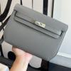 HKLD25SZYQH-063 エルメス HERMES 2025年新作 ケリー デペチェス ポーチ ストラップ付き 手持ちかばん クラッチバッグ ショルダーバッグ エプソン